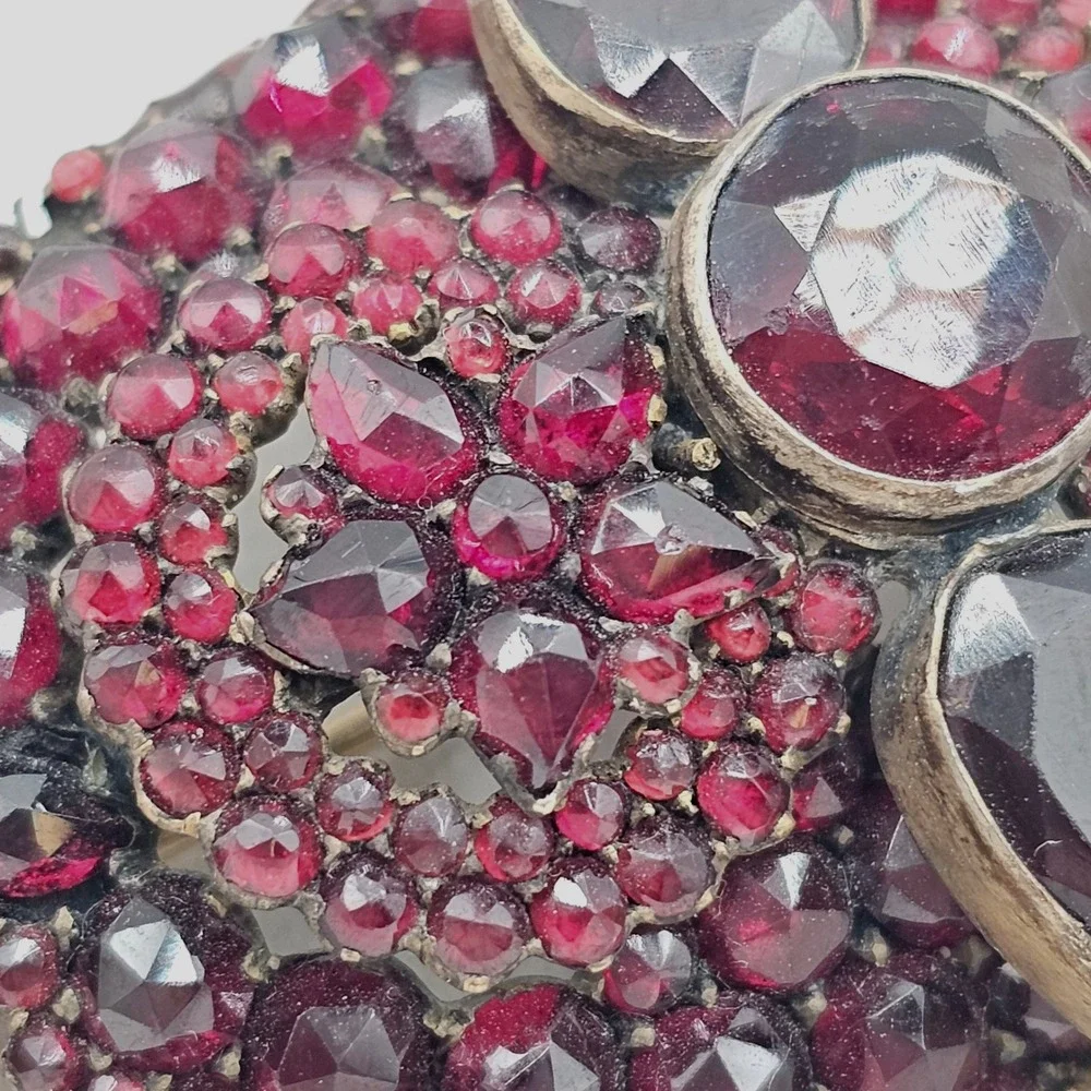 Vtg Bohemian Czech Garnet Brooch Deep Red Victorian Style Floral Cluster 2.5